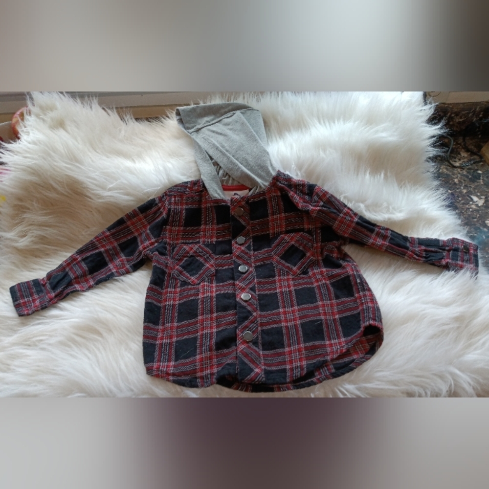 Boy's Flannel Hoodie by Tommy Bahama, Size 18M